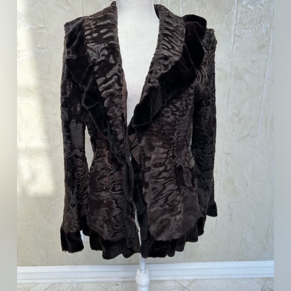 Beautiful Persian Lamb Jacket with Outline of Shaved Fur - Picture 1 of 6